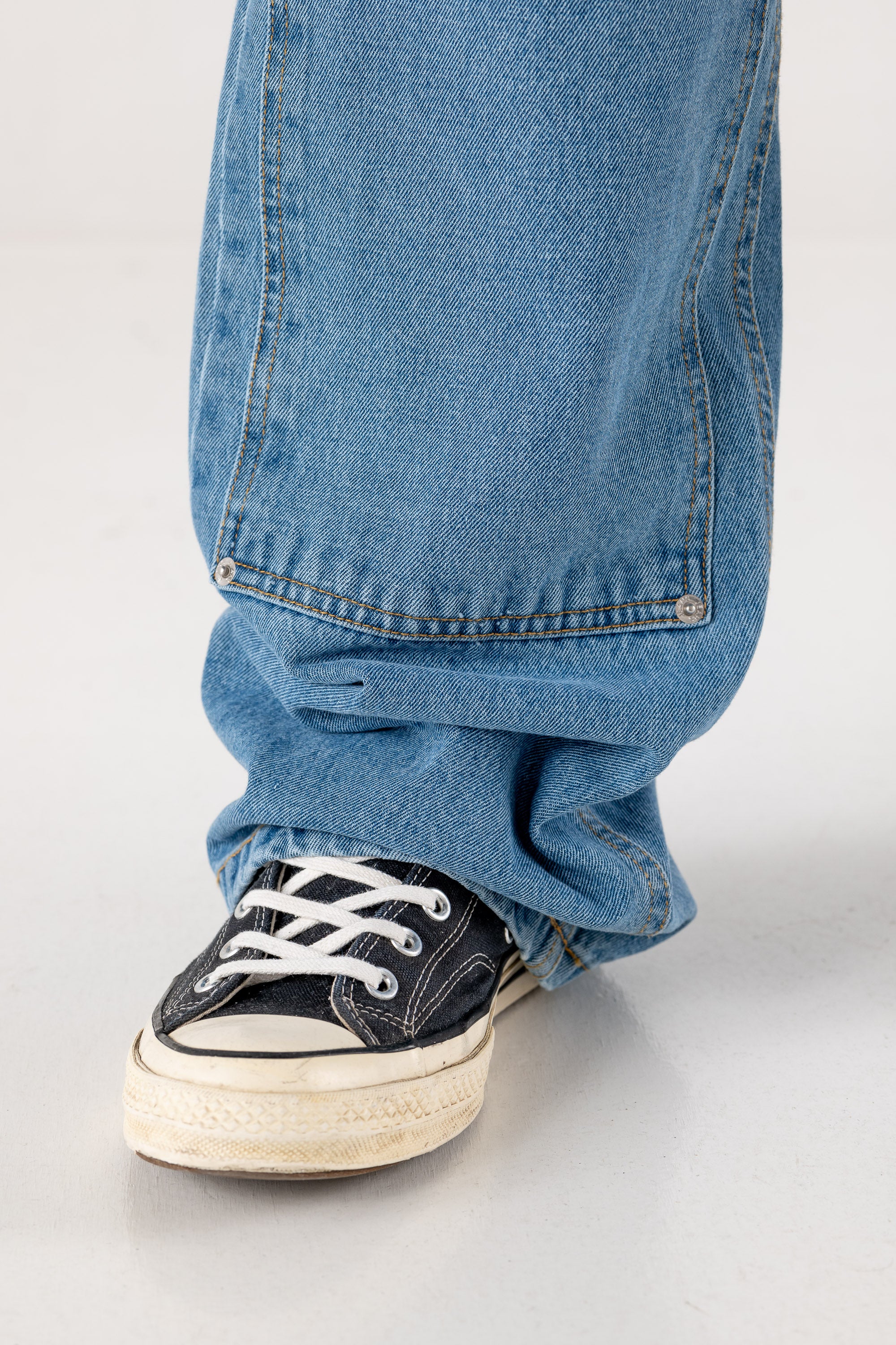 Carpenter Denim Pants “DE LA RUE À LA RUE” Light Blue - Image 11