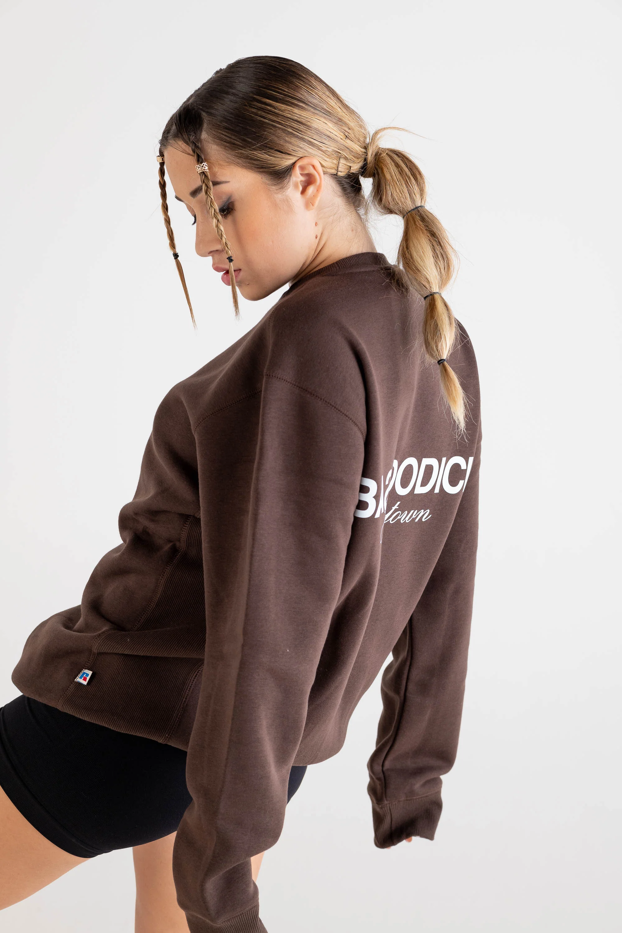 Crewneck “RUSSELLxBASEDODICI" Hometown Brown - Image 10