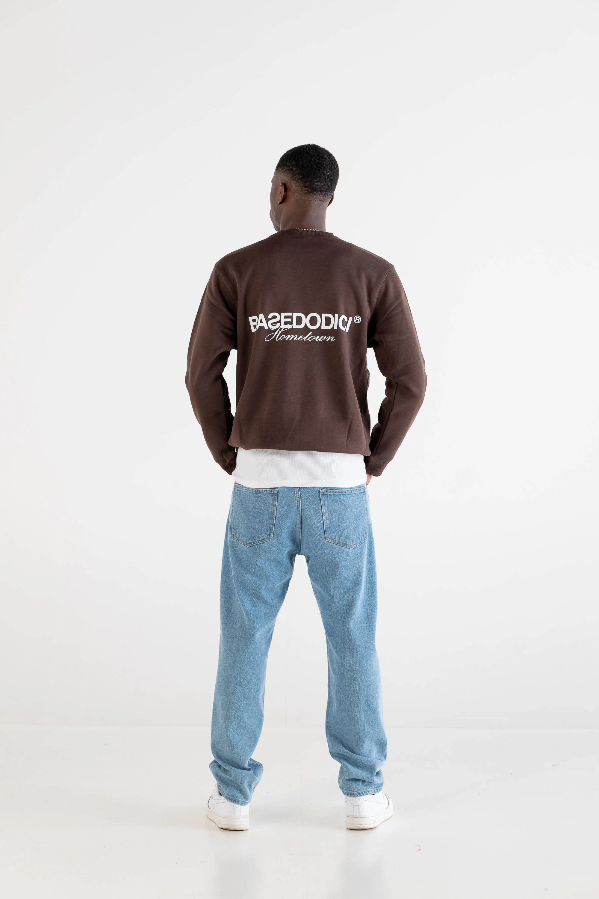 Crewneck “RUSSELLxBASEDODICI" Hometown Brown - Image 6