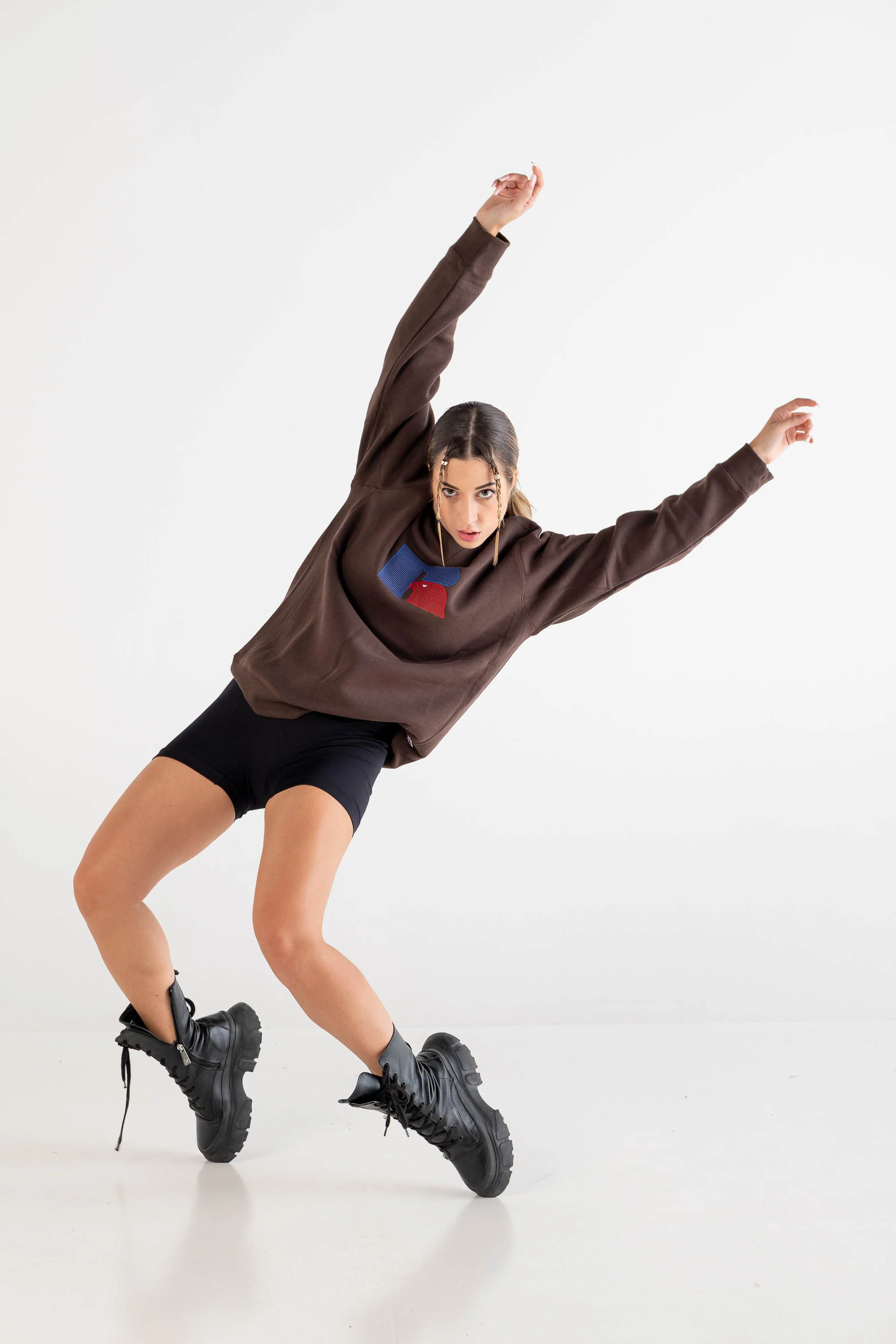 Crewneck “RUSSELLxBASEDODICI" Hometown Brown - Image 7