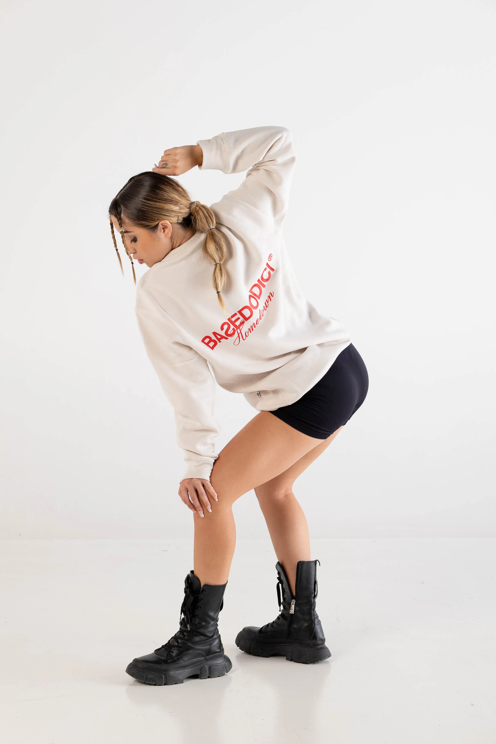 Crewneck “RUSSELLxBASEDODICI" Hometown Cream - Image 10