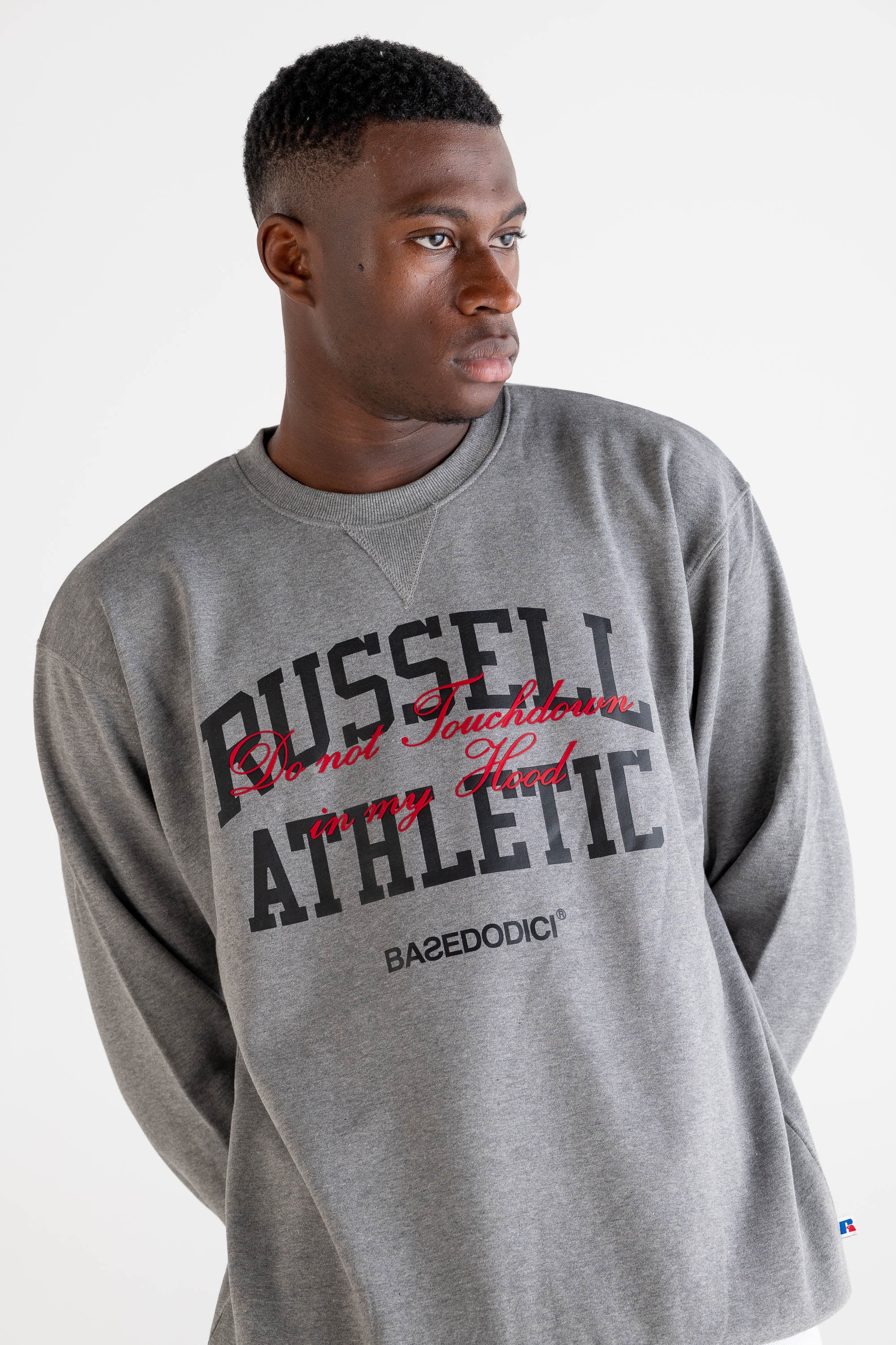 Crewneck “RUSSELLxBASEDODICI" Touchdown Grey - Image 12