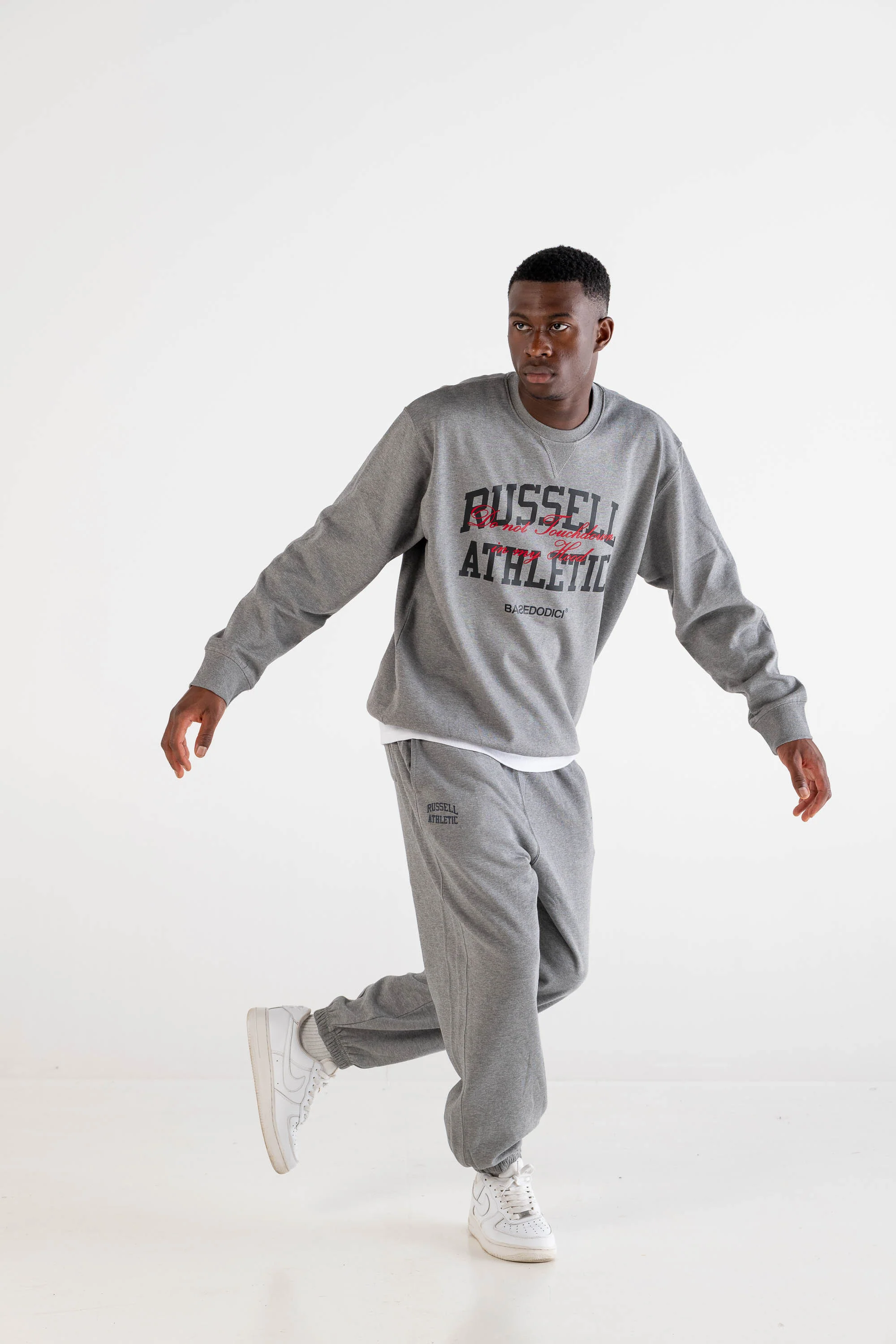 Crewneck “RUSSELLxBASEDODICI" Touchdown Grey - Image 7