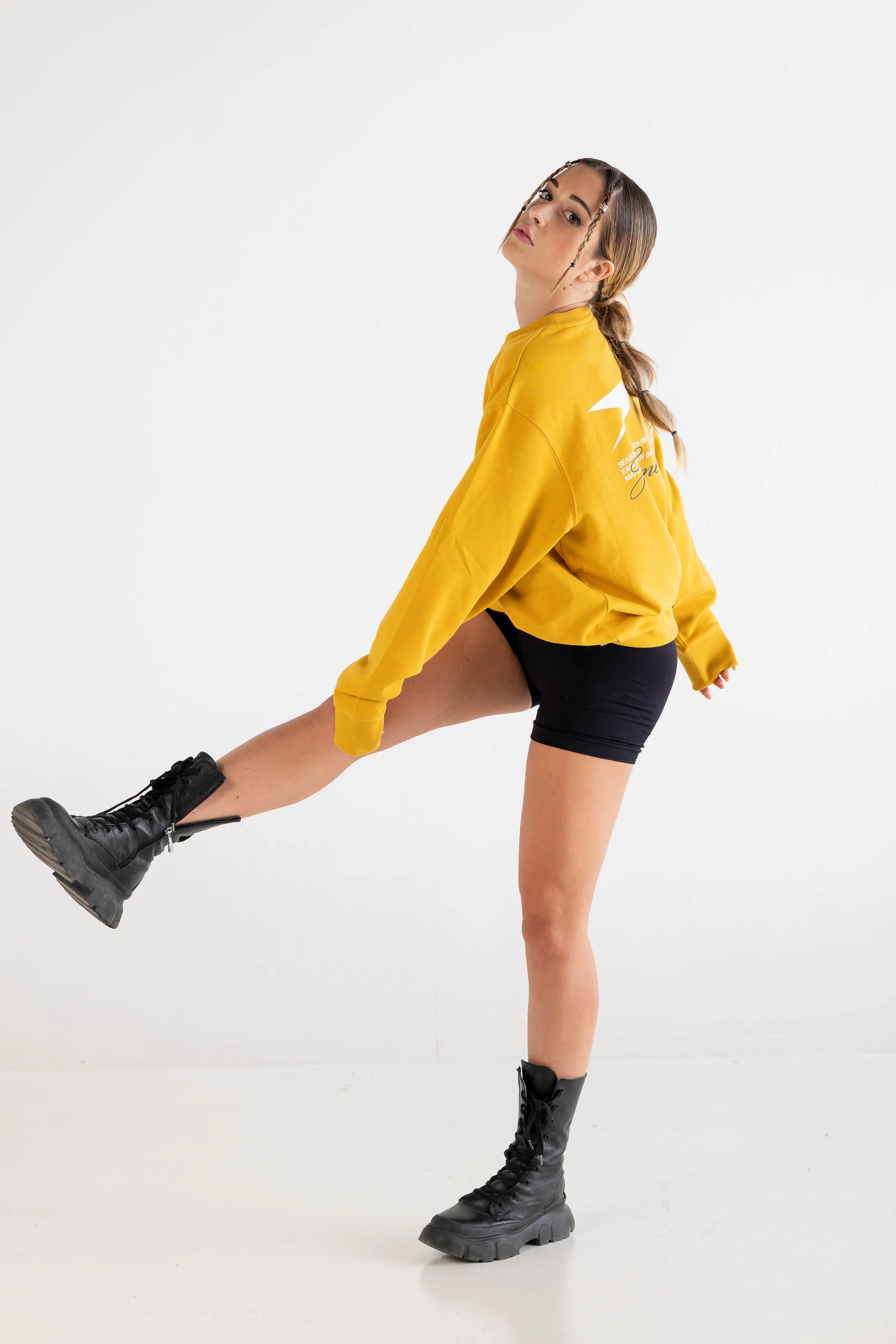 Crewneck “RUSSELLxBASEDODICI" Touchdown Yellow - Image 11