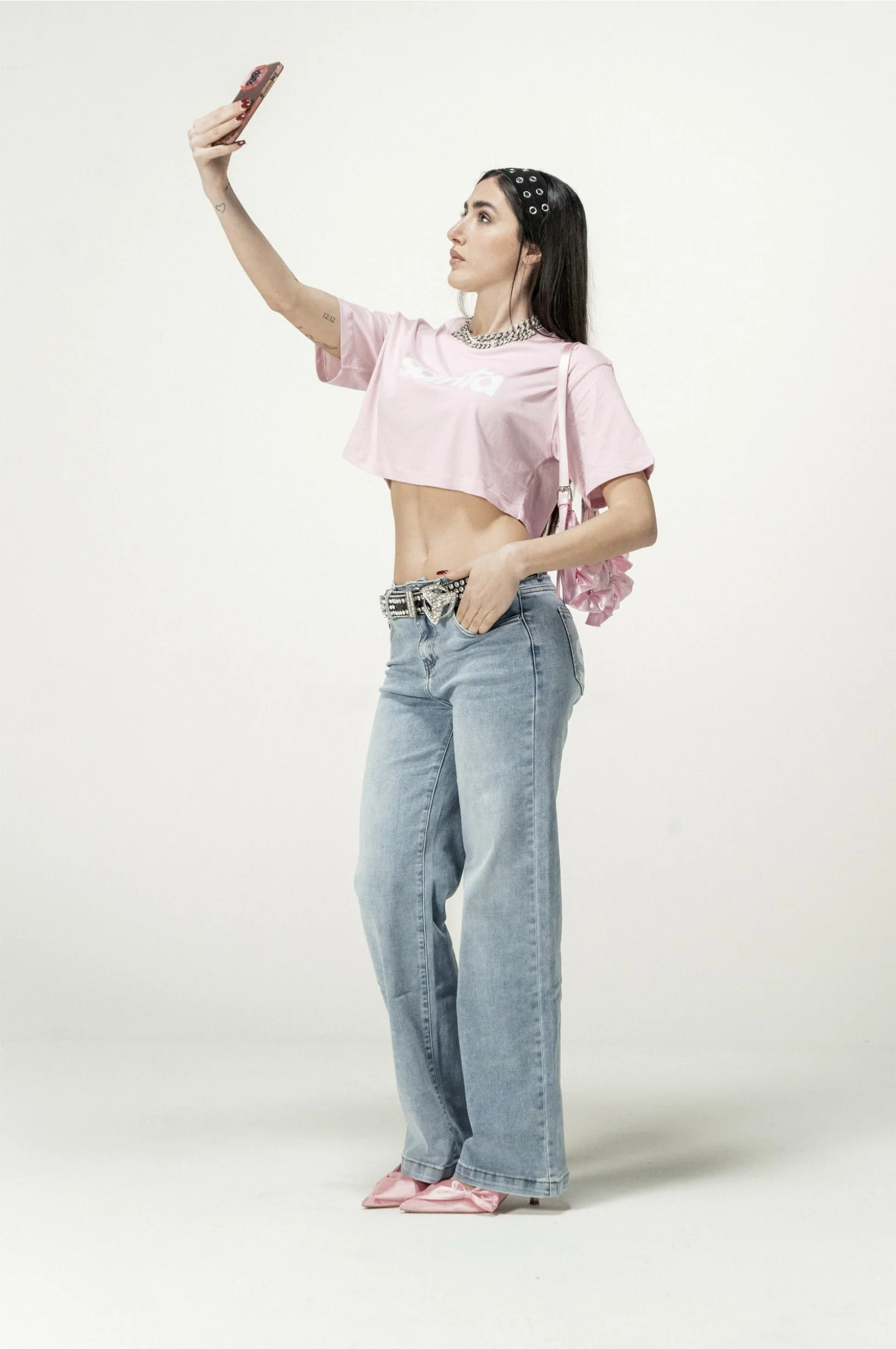 Crop Tee "DIVA" Santa Pink - Image 5
