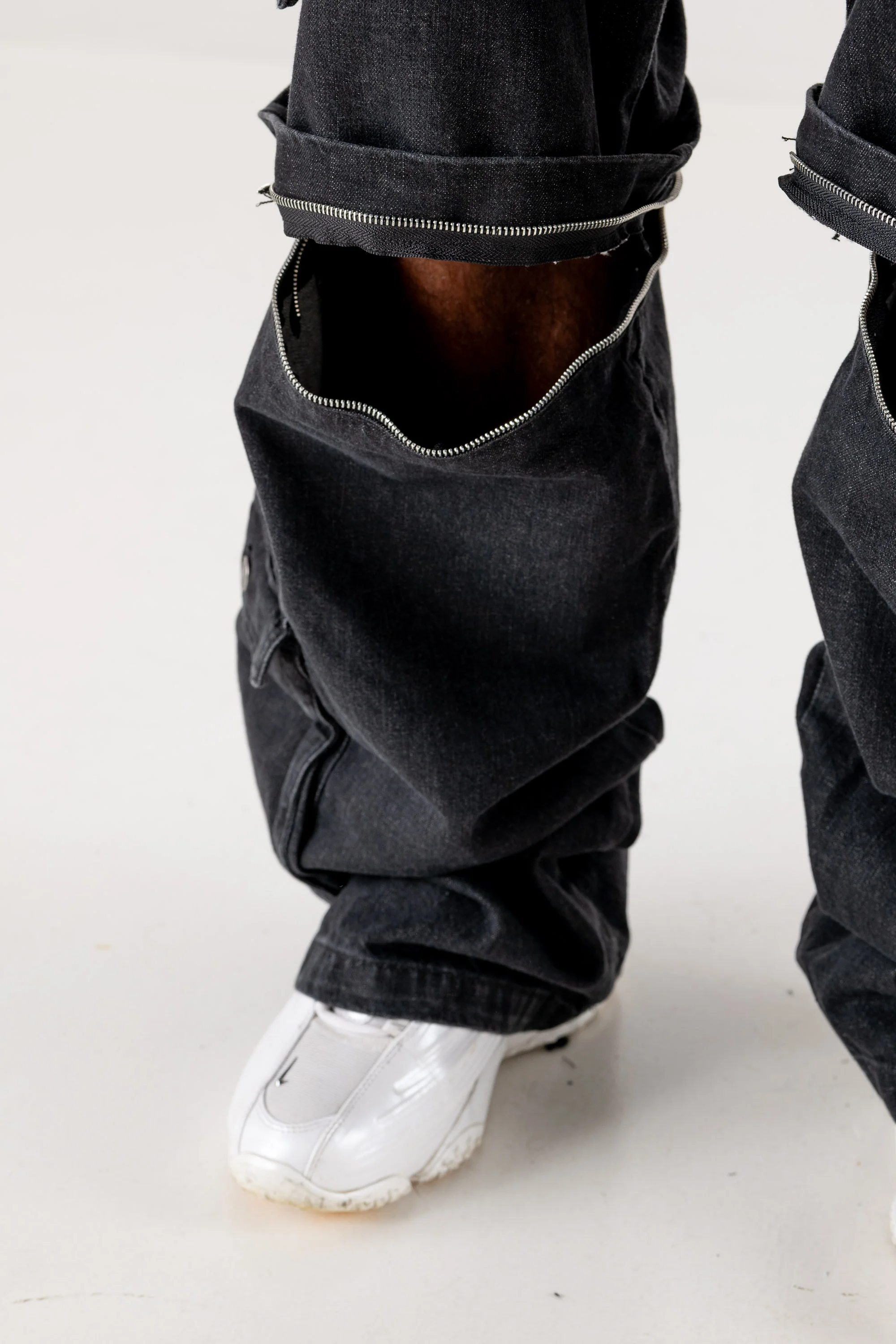 Double Denim Cargo Pants “DE LA RUE À LA RUE” Black - Image 16