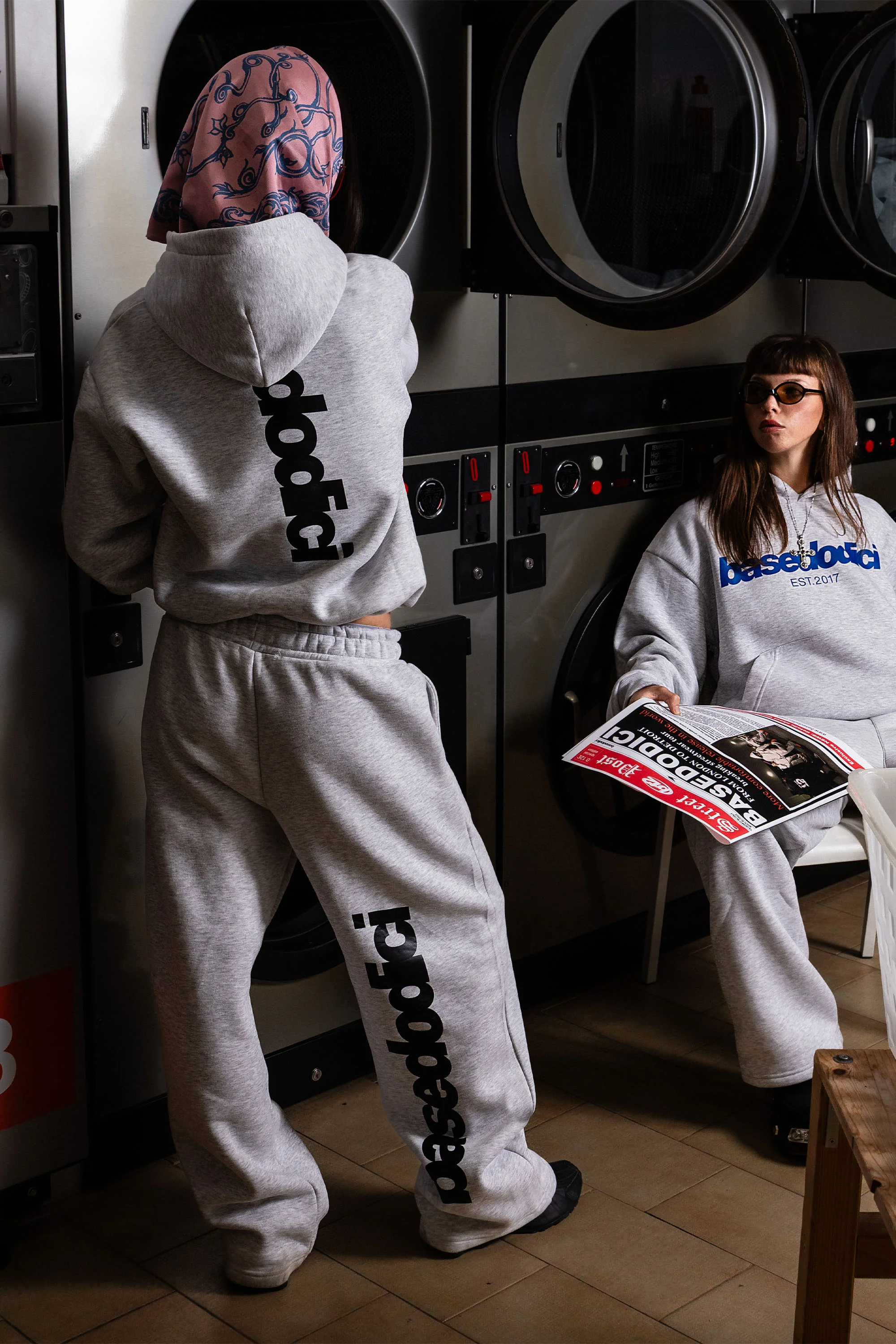 Fleece Pants "COMFY" Vertical Logo AshGrey/Black - Image 10