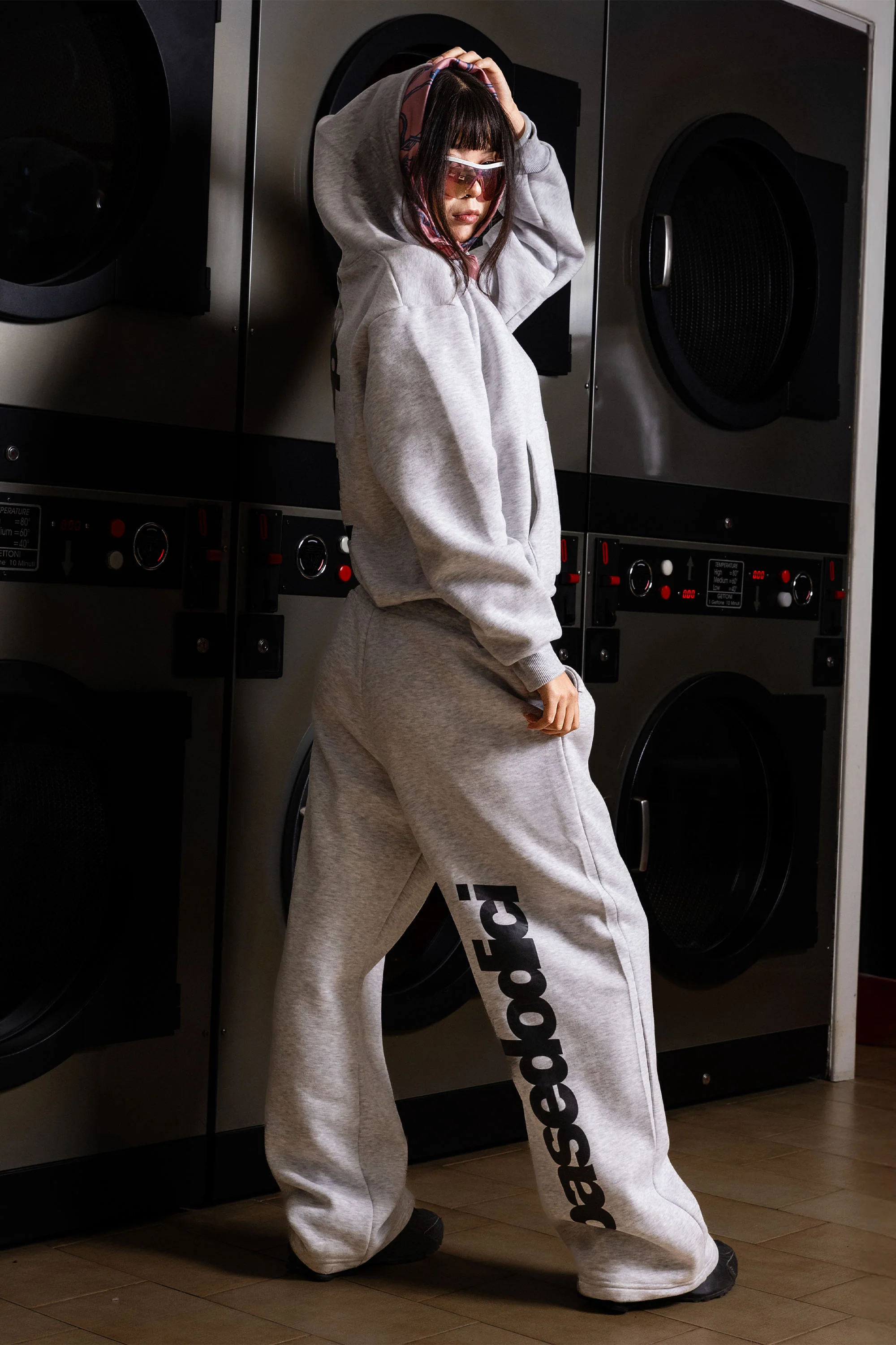 Fleece Pants "COMFY" Vertical Logo AshGrey/Black - Image 8