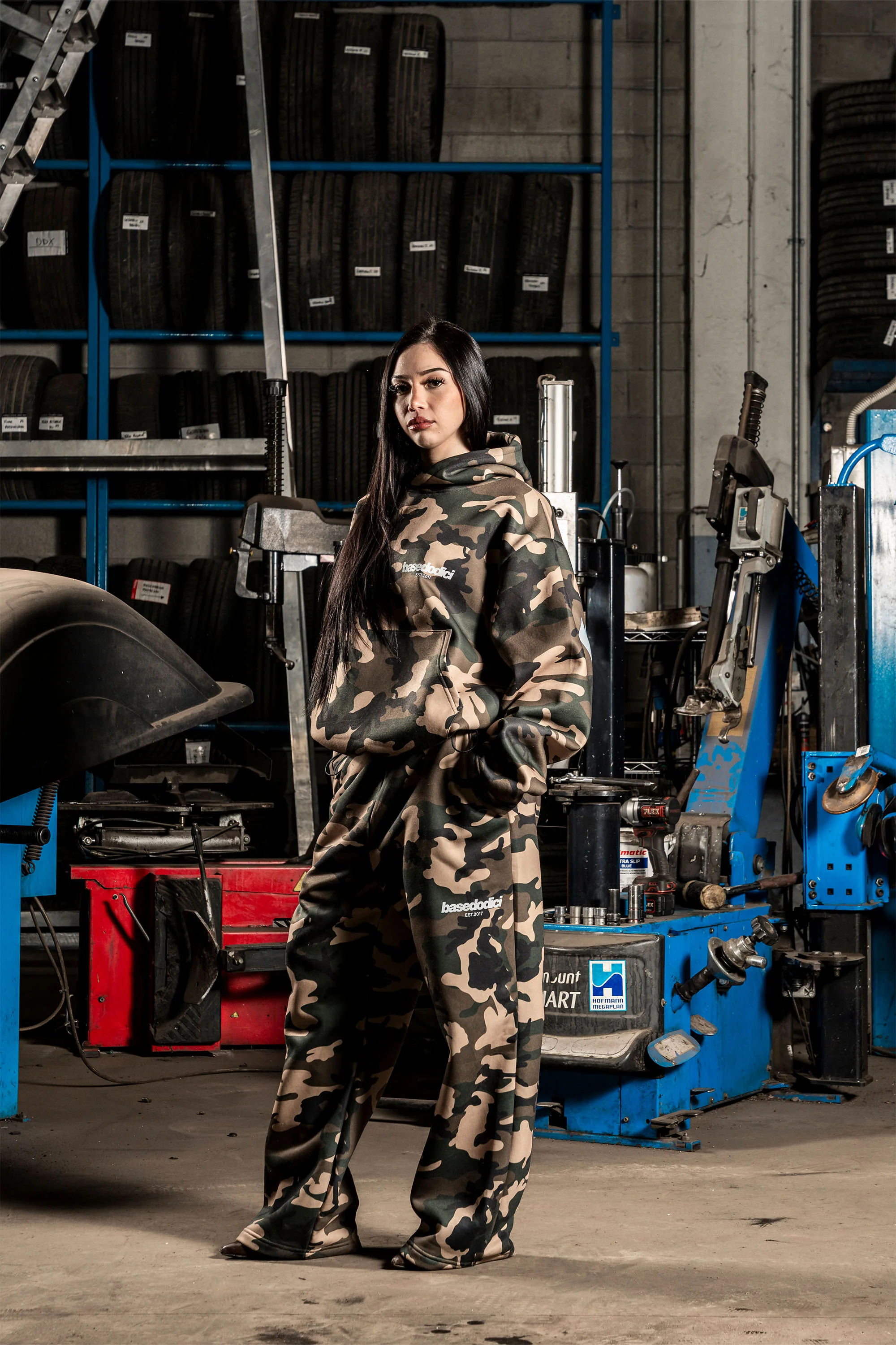 Fleece Pants "DETROIT" Camo Green - Image 11