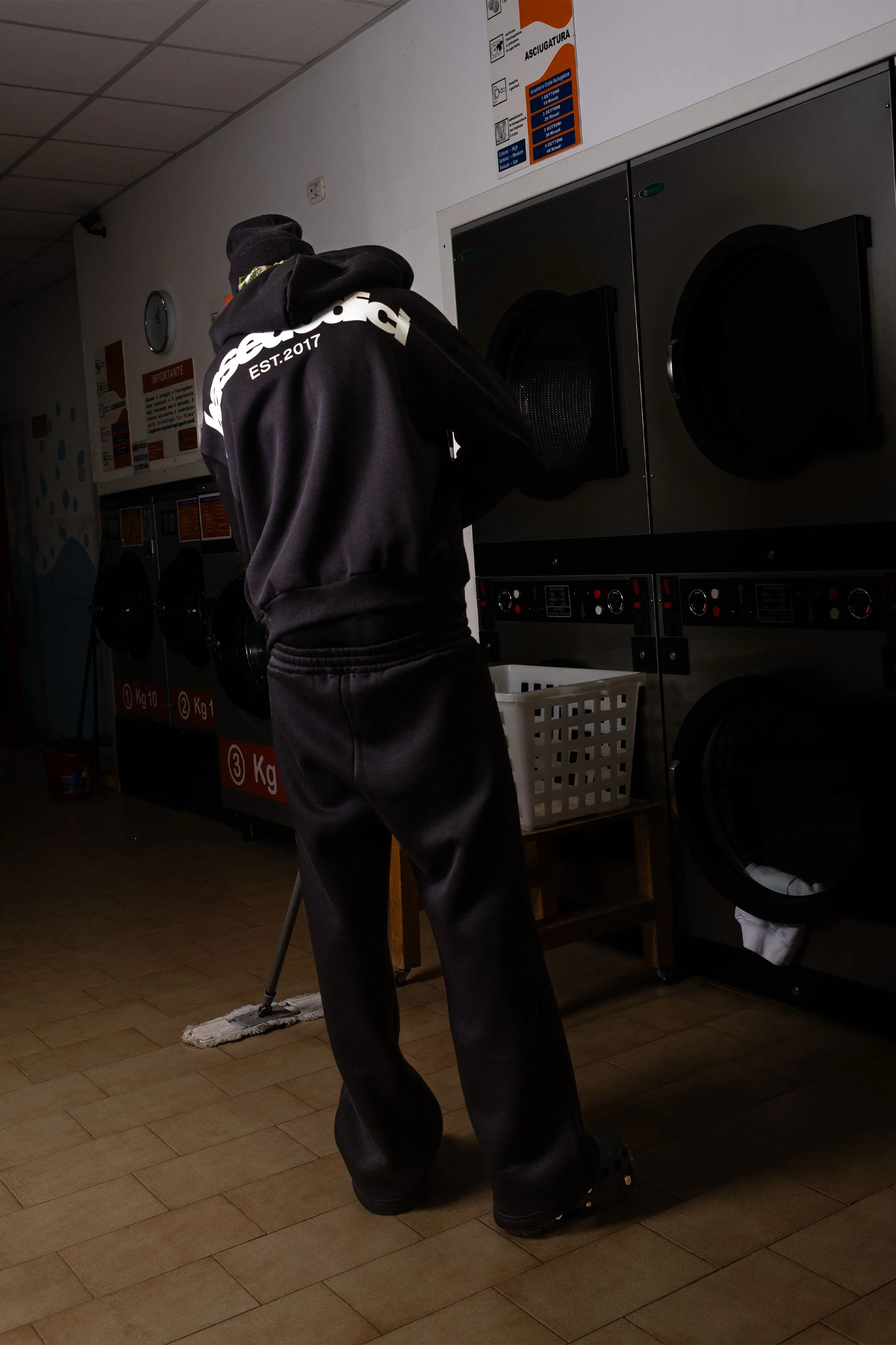 Full Zip "COMFY" Back Logo Black/White - Image 7