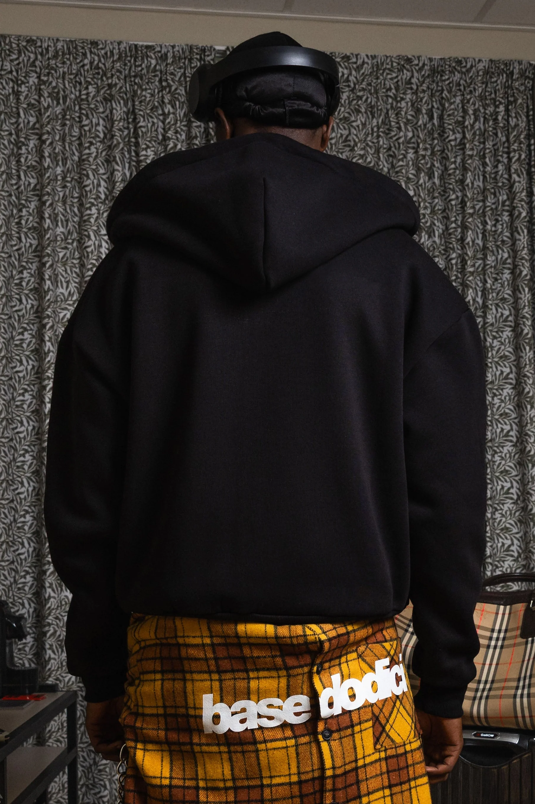 Full Zip "WORLD TOUR" B12 Worldwide Black - Image 3