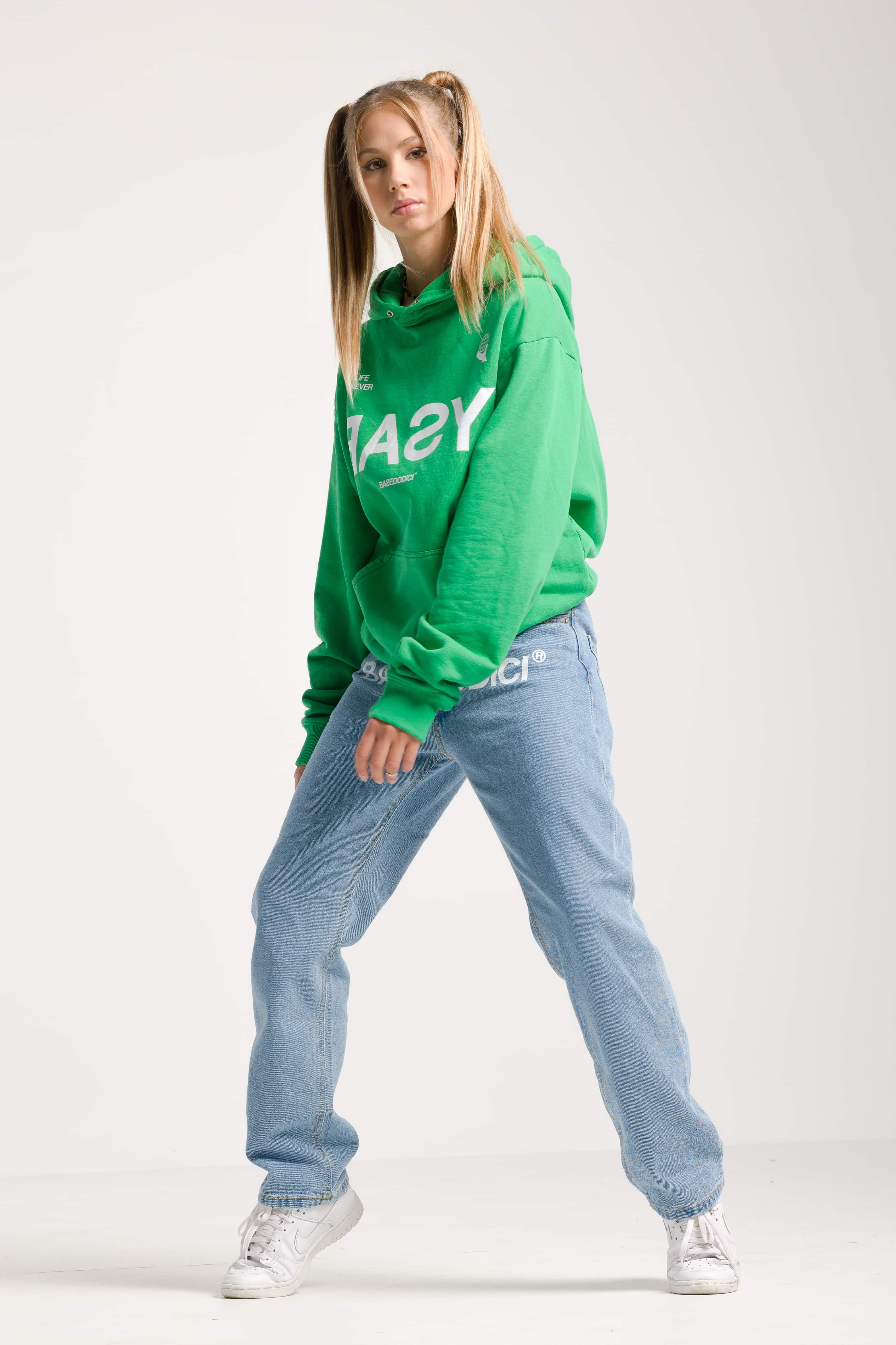 Hoodie “BADINFLUENCE” Easy Green - Image 5