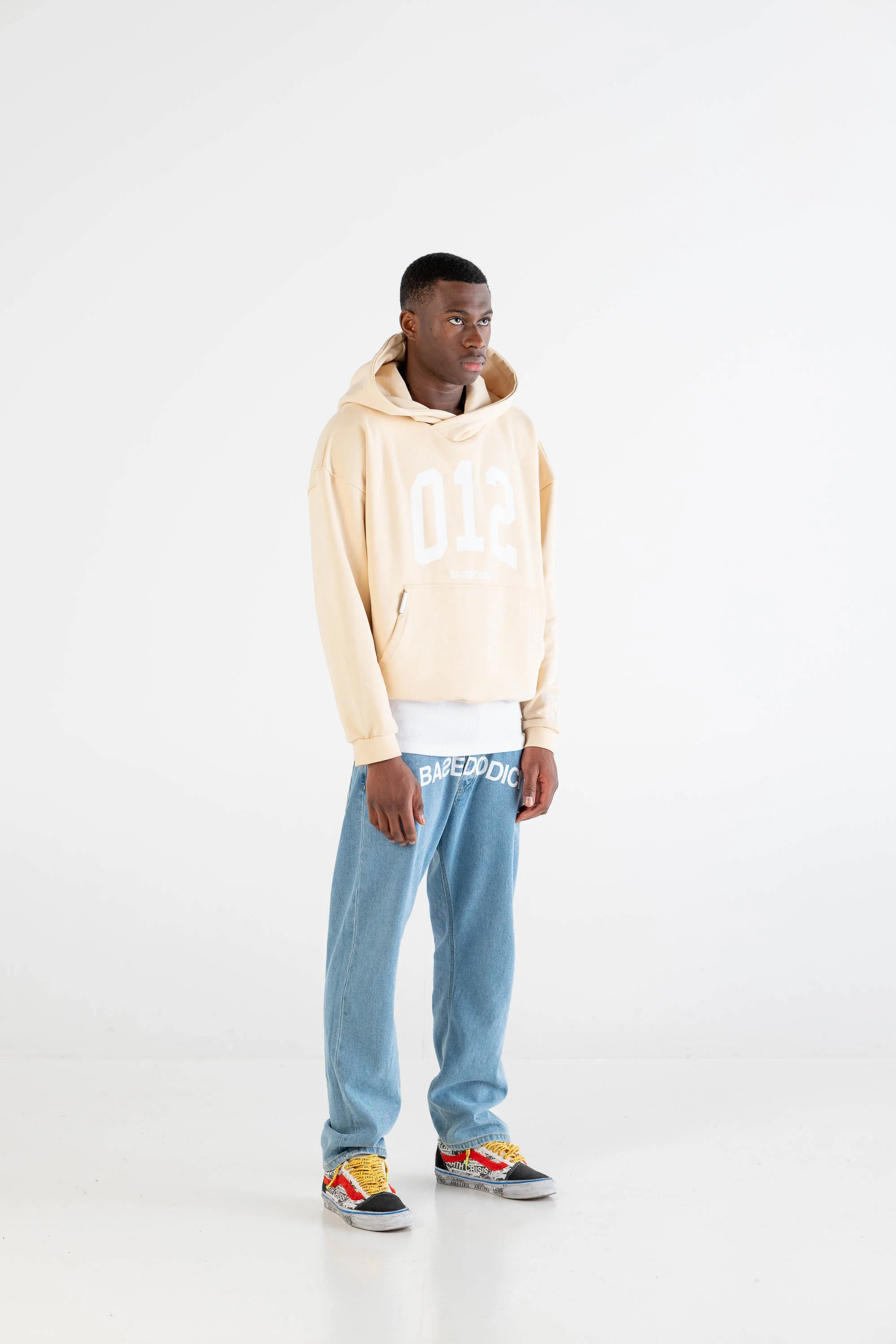 Hoodie Boxy “DYSTOPIA” 012 Cream - Image 4