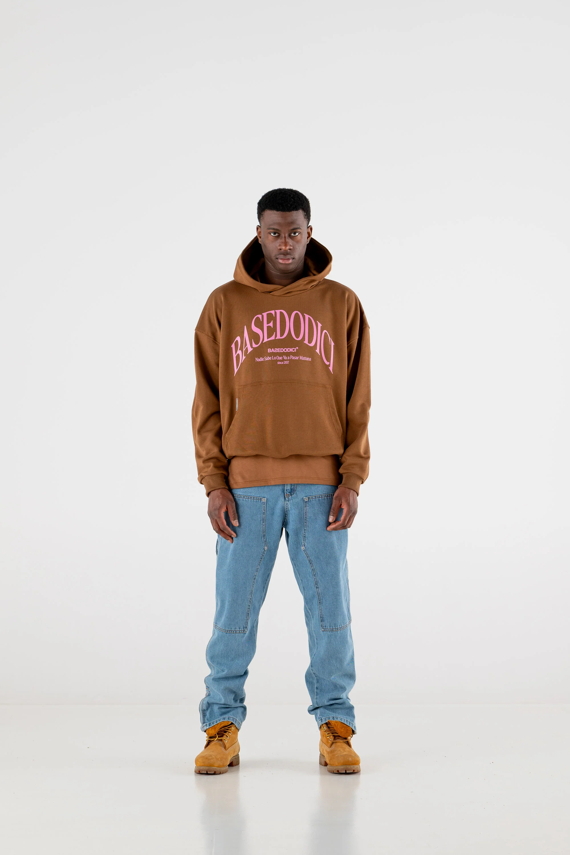 Hoodie Boxy “RESORT” Dove Brown - Image 4