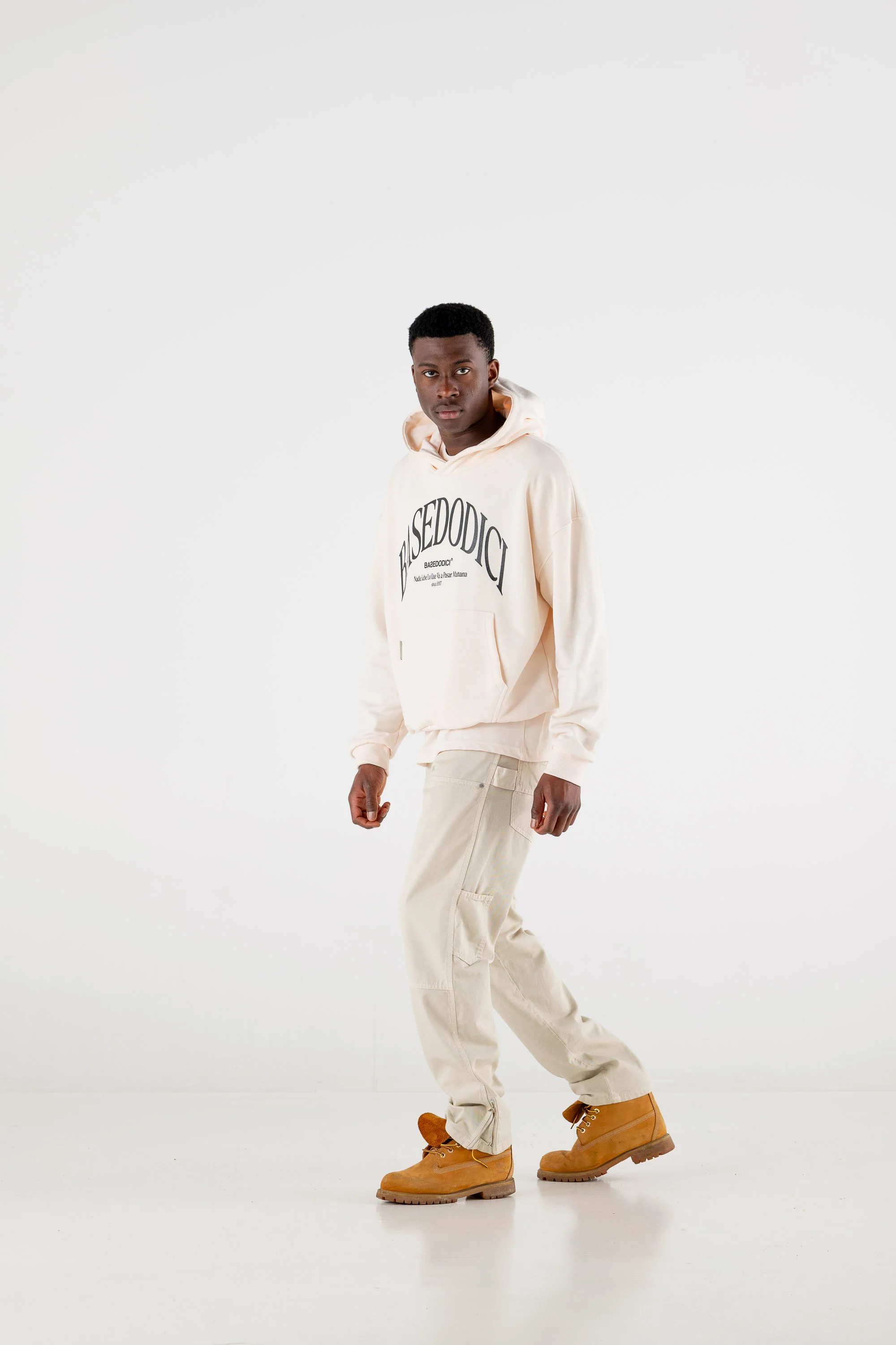 Hoodie Boxy “RESORT” Dove Cream - Image 6
