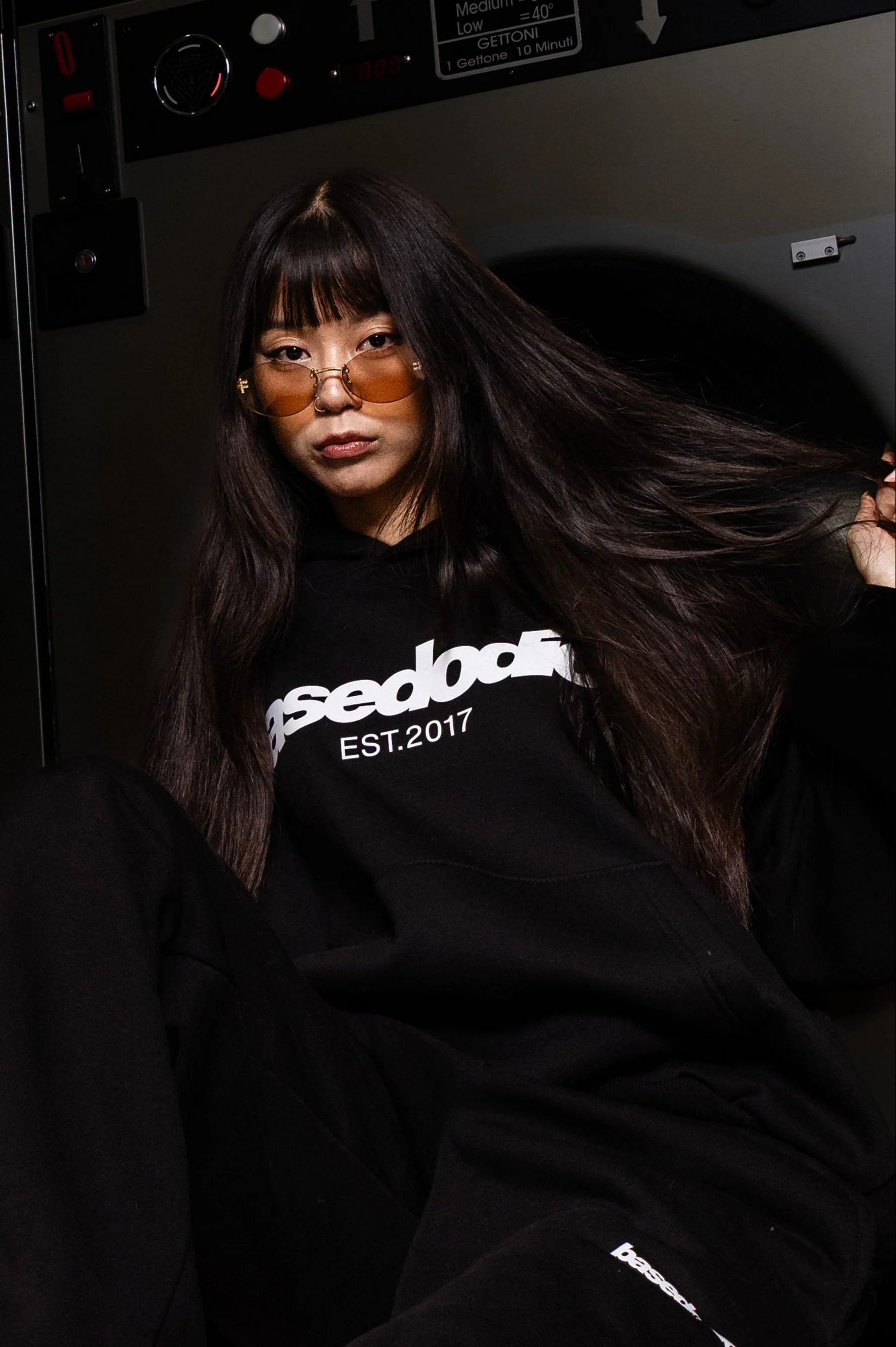 Hoodie "COMFY" Front Logo Black/White - Image 2