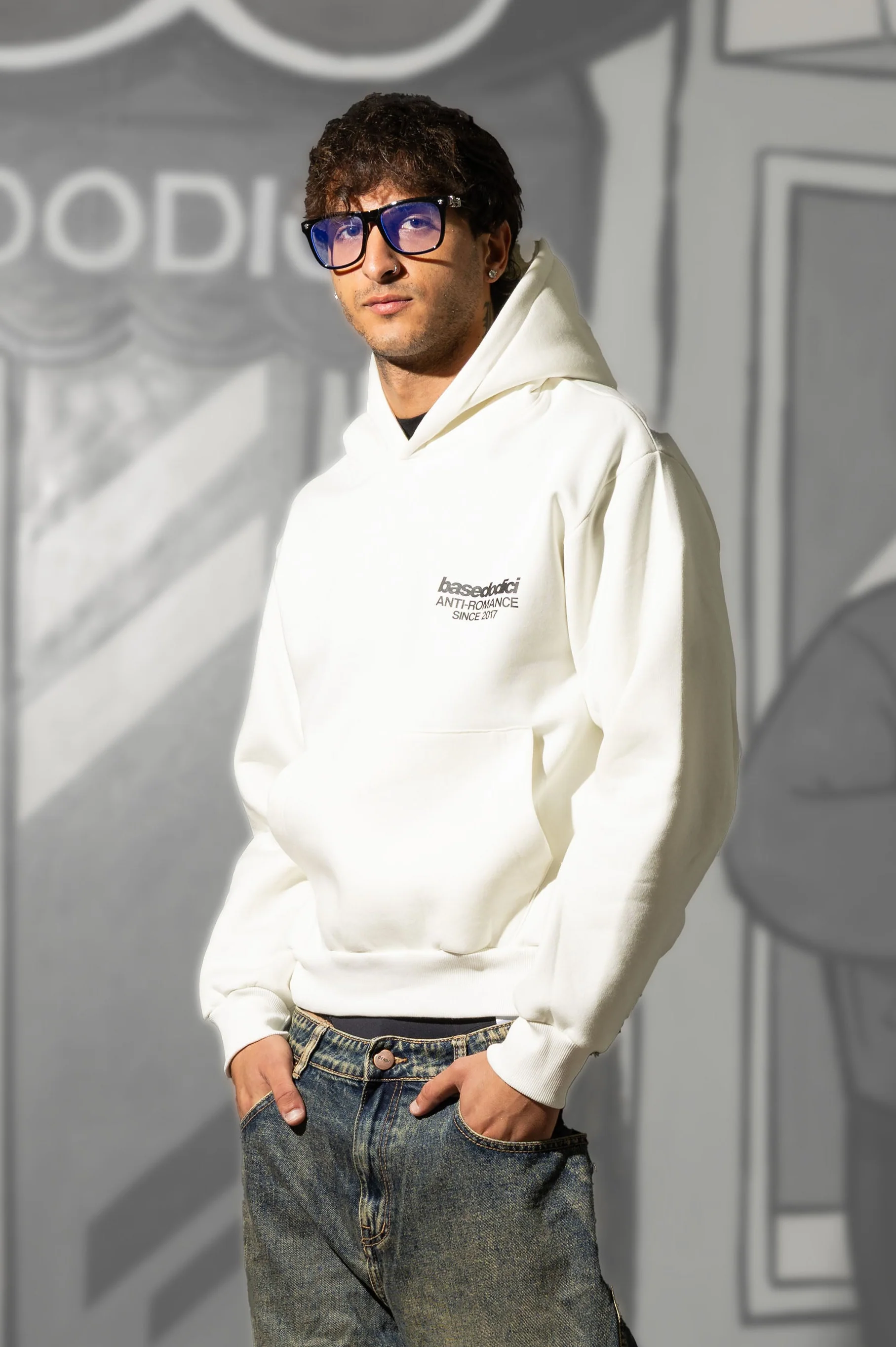 Hoodie "KILLED ROMANCE" White/Black - Image 5