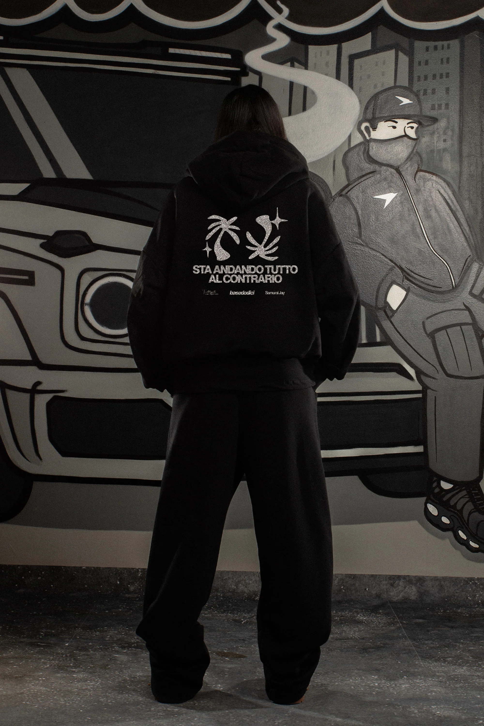 Hoodie "SAMURAIJAYxBASEDODICI" TuttoSbagliato Black/Glitter - Image 6