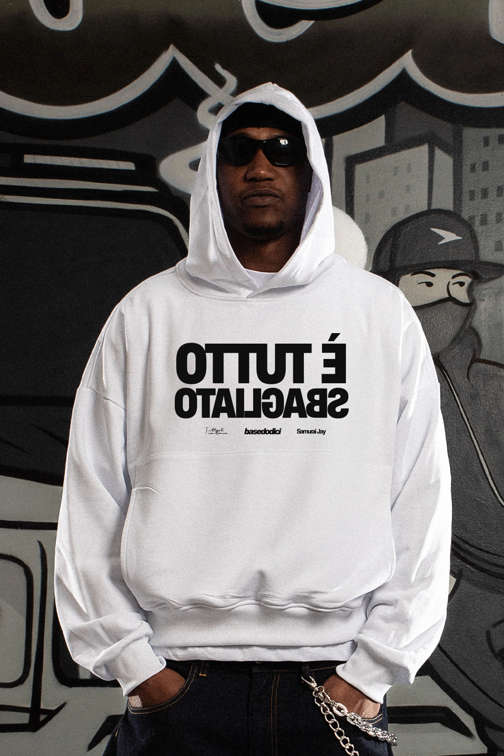 Hoodie "SAMURAIJAYxBASEDODICI" TuttoSbagliato White/Black