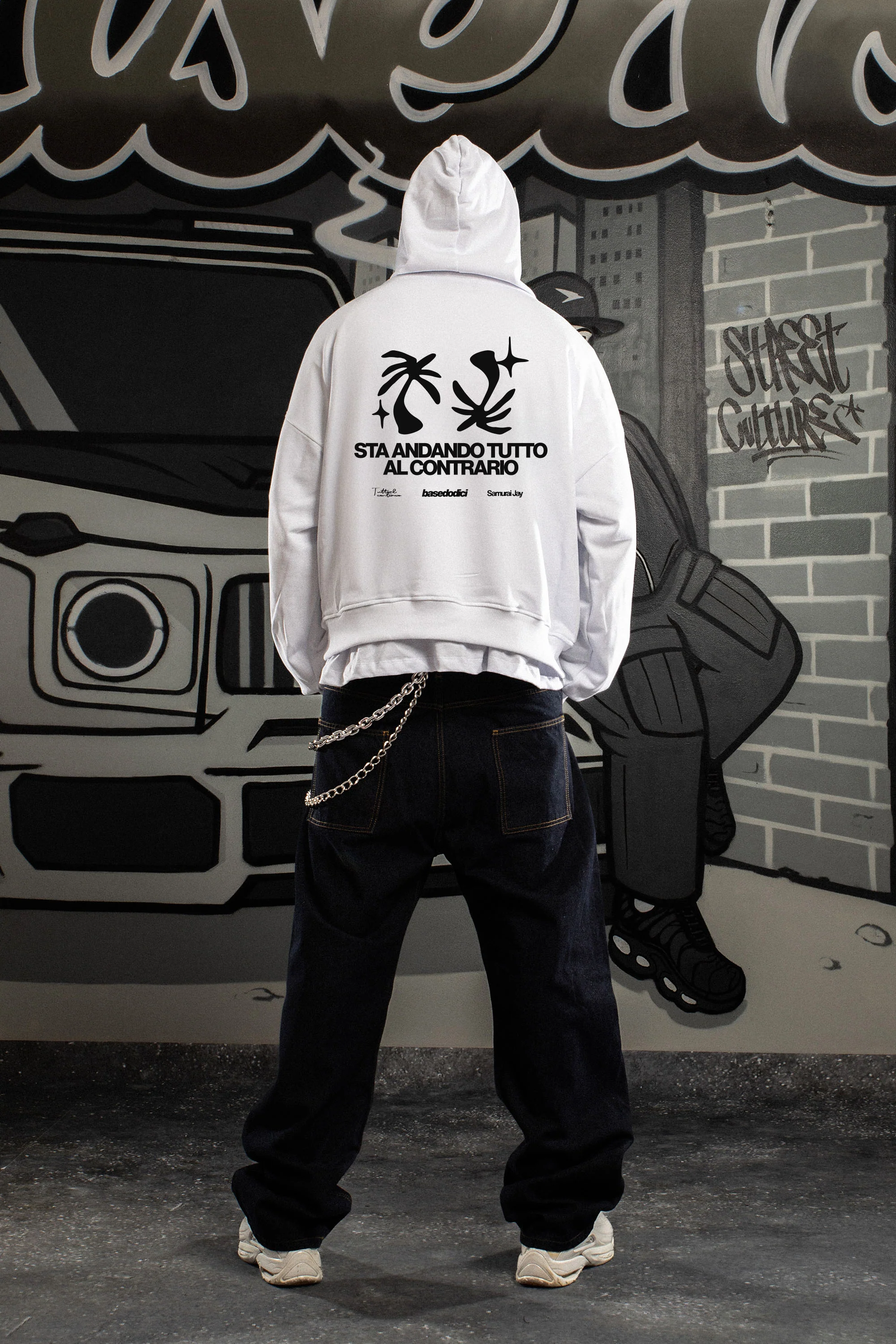 Hoodie "SAMURAIJAYxBASEDODICI" TuttoSbagliato White/Black - Image 5
