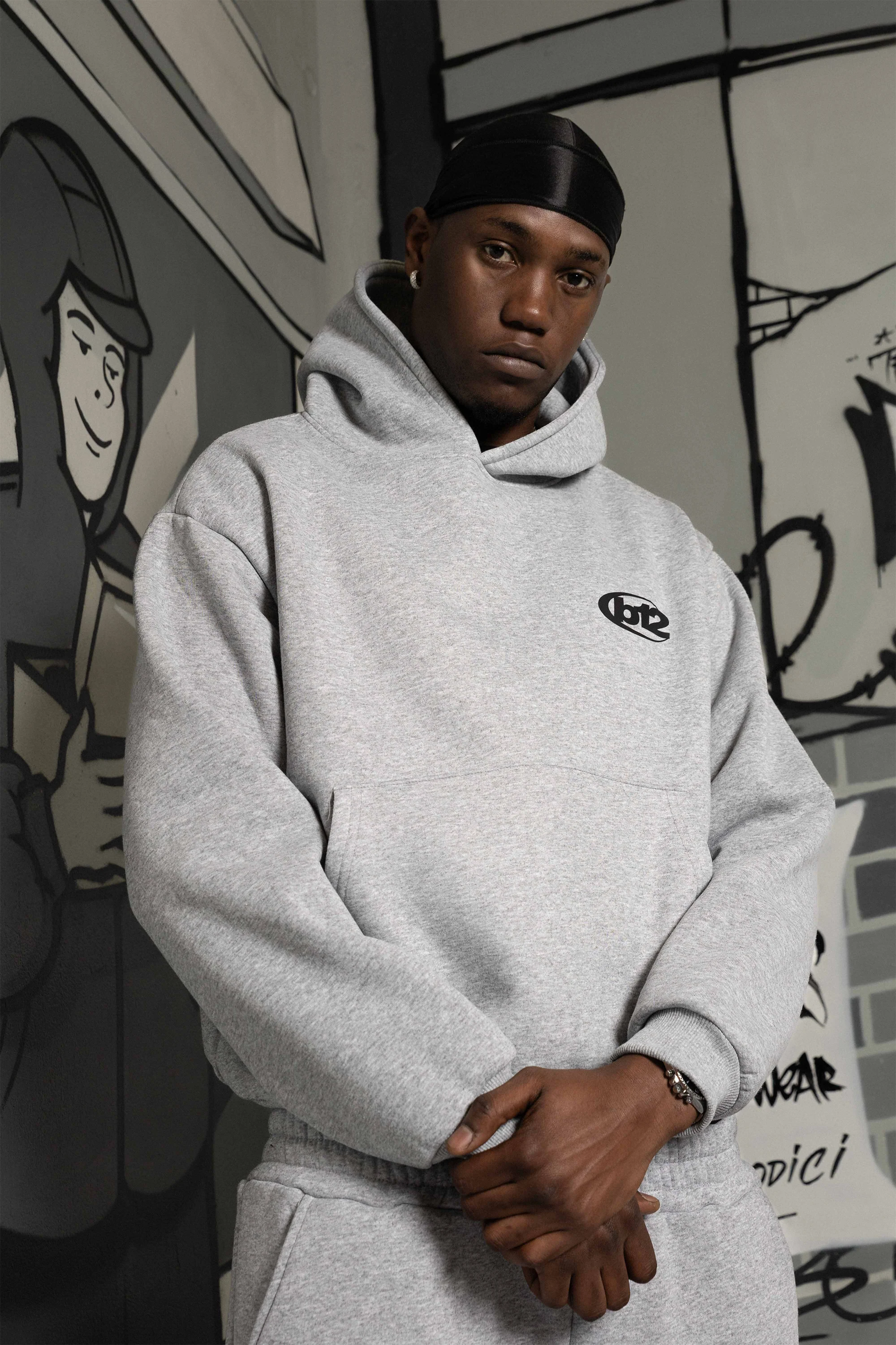 Hoodie "TEAM012" Back Logo AshGrey/Black - Image 3