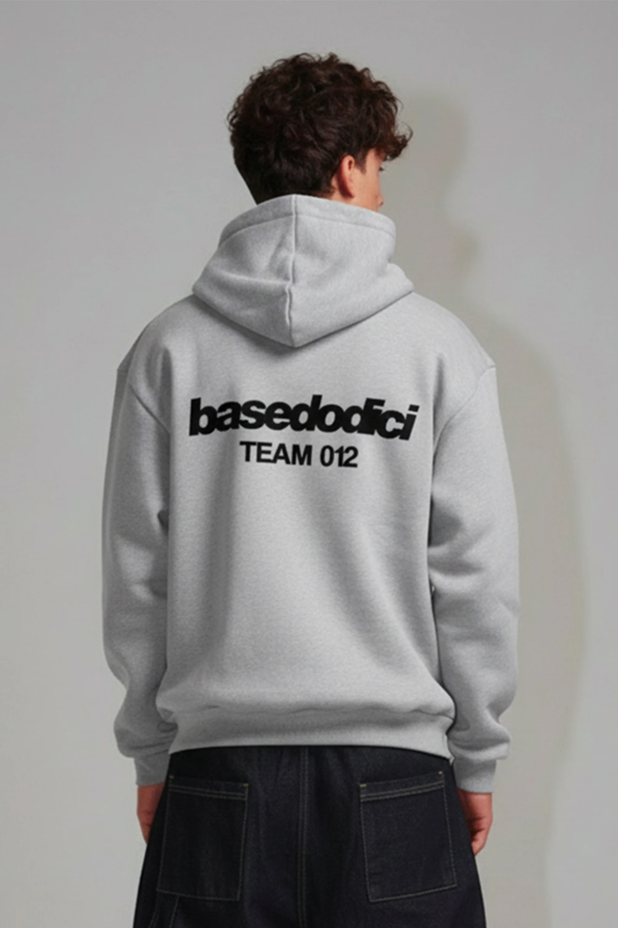 Hoodie "TEAM012" Back Logo AshGrey/Black - Image 4