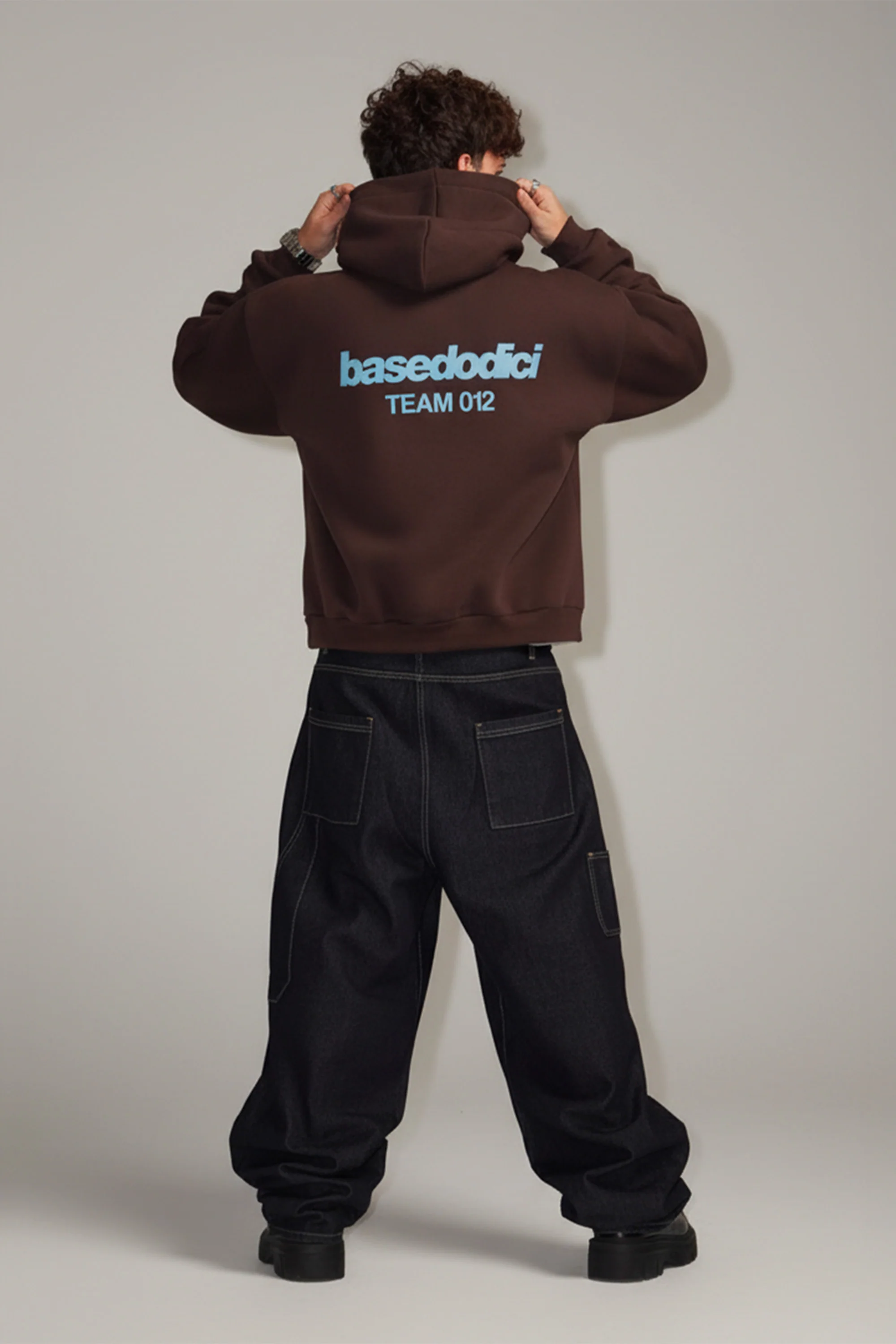 Hoodie "TEAM012" Back Logo Brown/Azure - Image 8