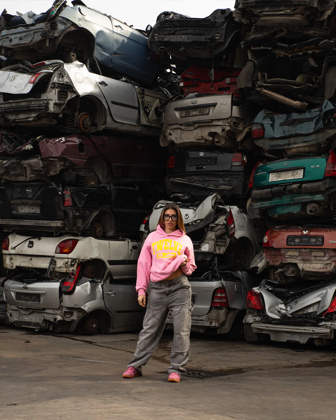 Hoodie “THECRUISE” Twelve Pink - Image 4