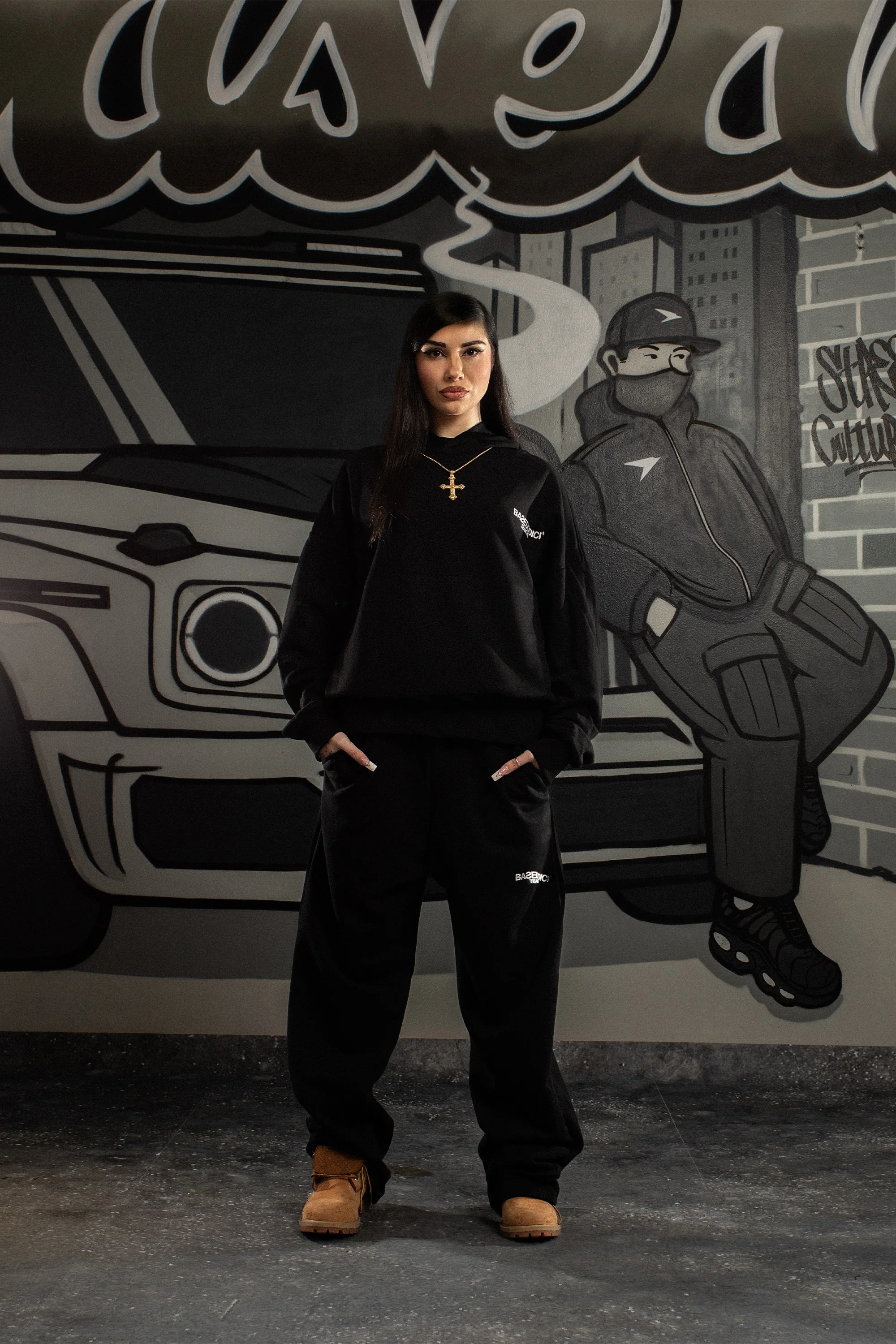 Hoodie "COMFY" Team012 Black - Image 4