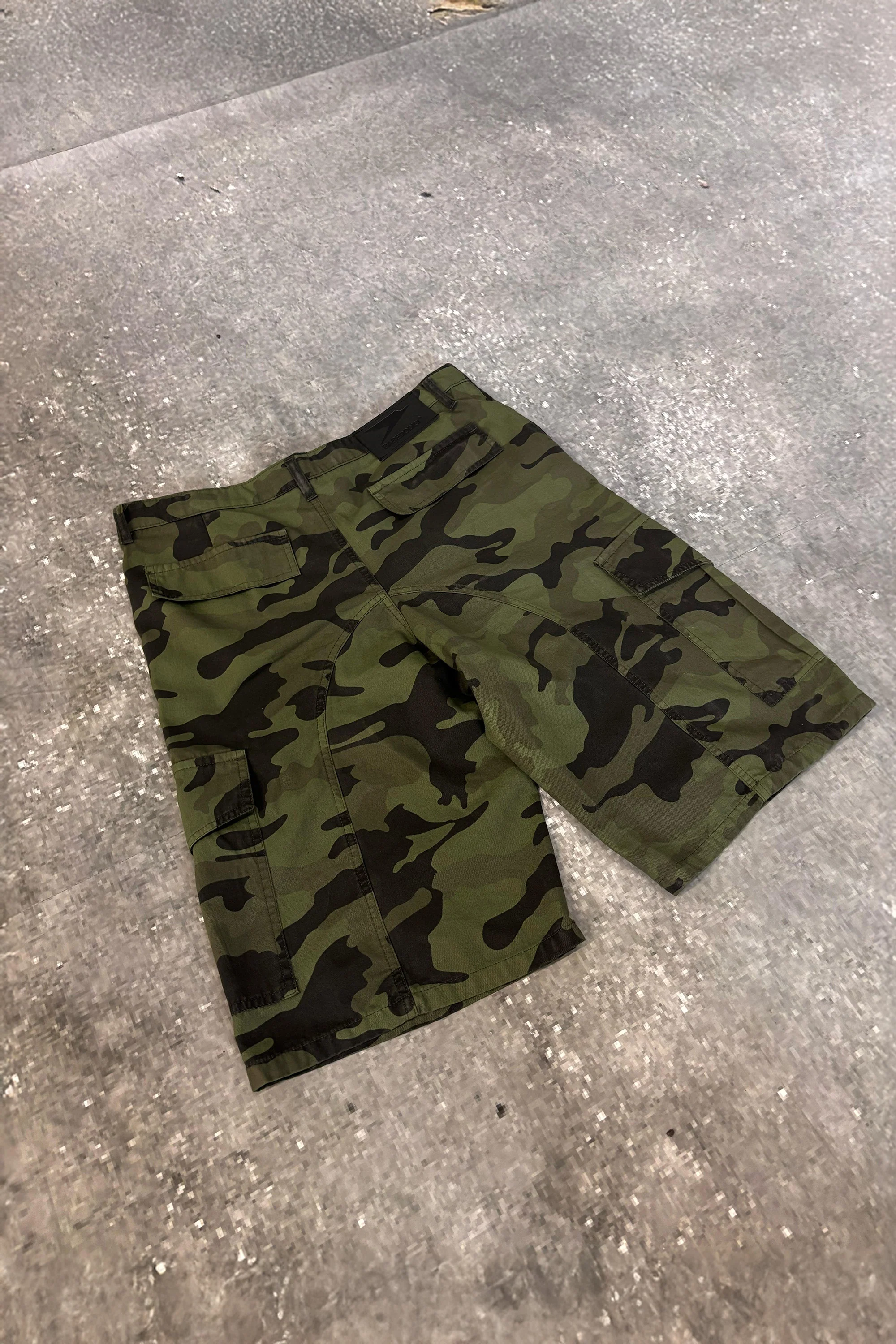 Jorts Cargo "CRUEL SEASON" Camo - Image 16