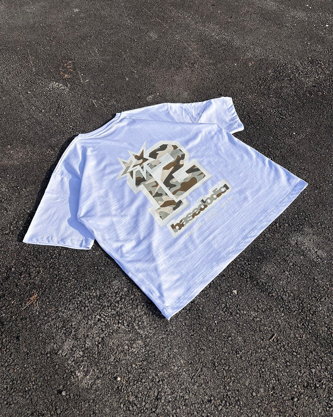 T-Shirt "4PLAYERS" Back 12 White/CamoGreen - Image 3