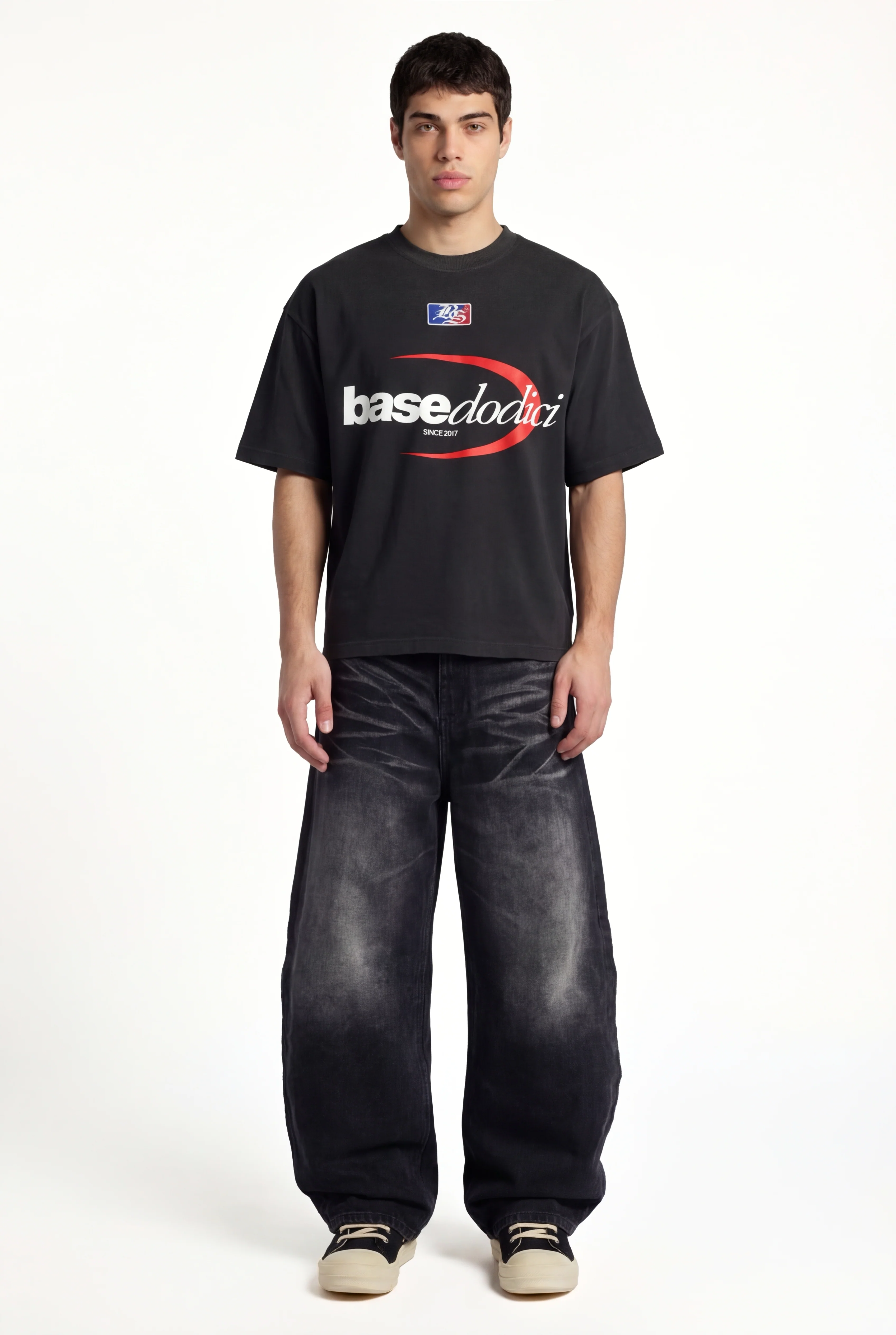 T-Shirt "FOR DREAMERS" Logo Black - Image 5