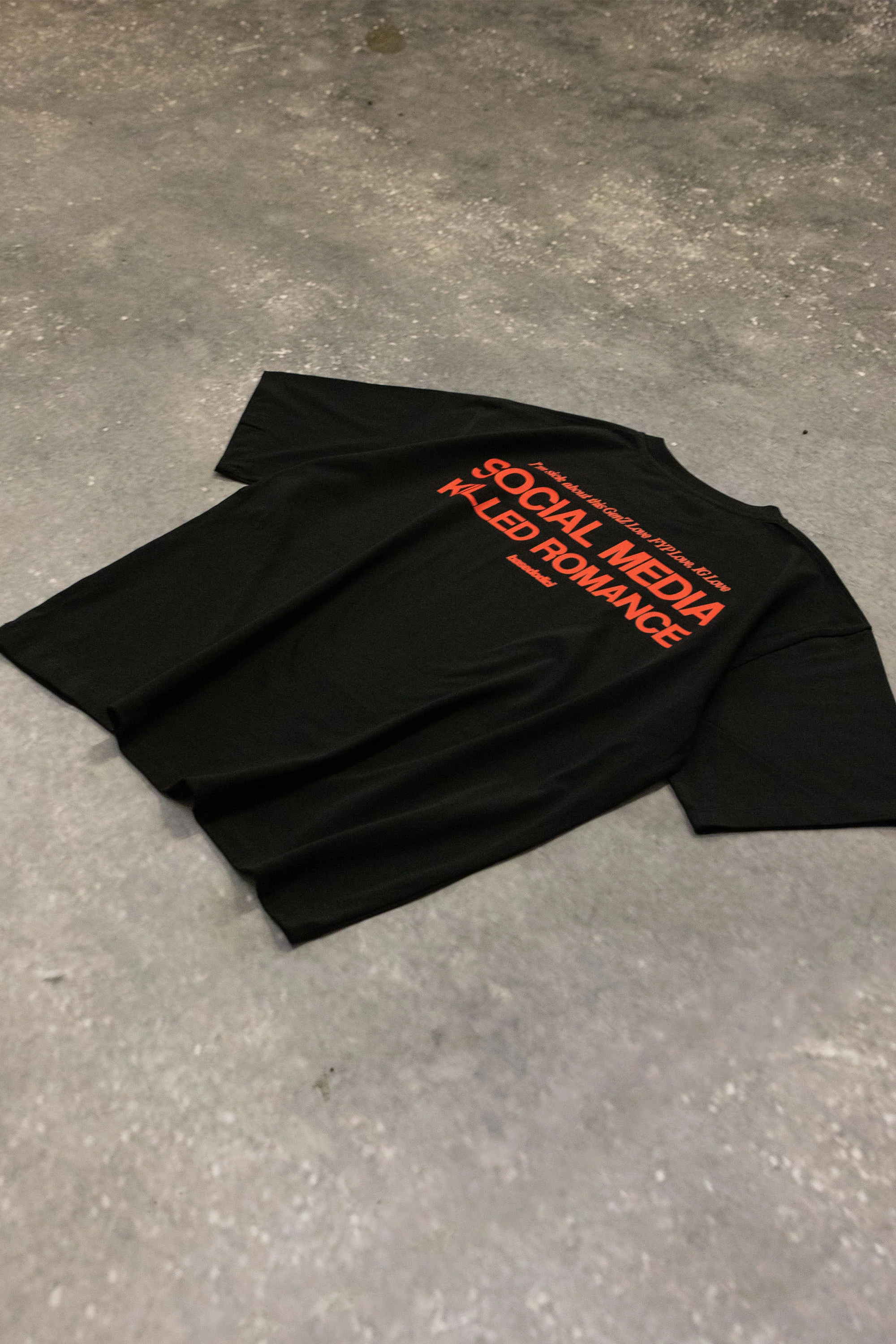 T-Shirt "KILLED ROMANCE" Black/Red - Image 6