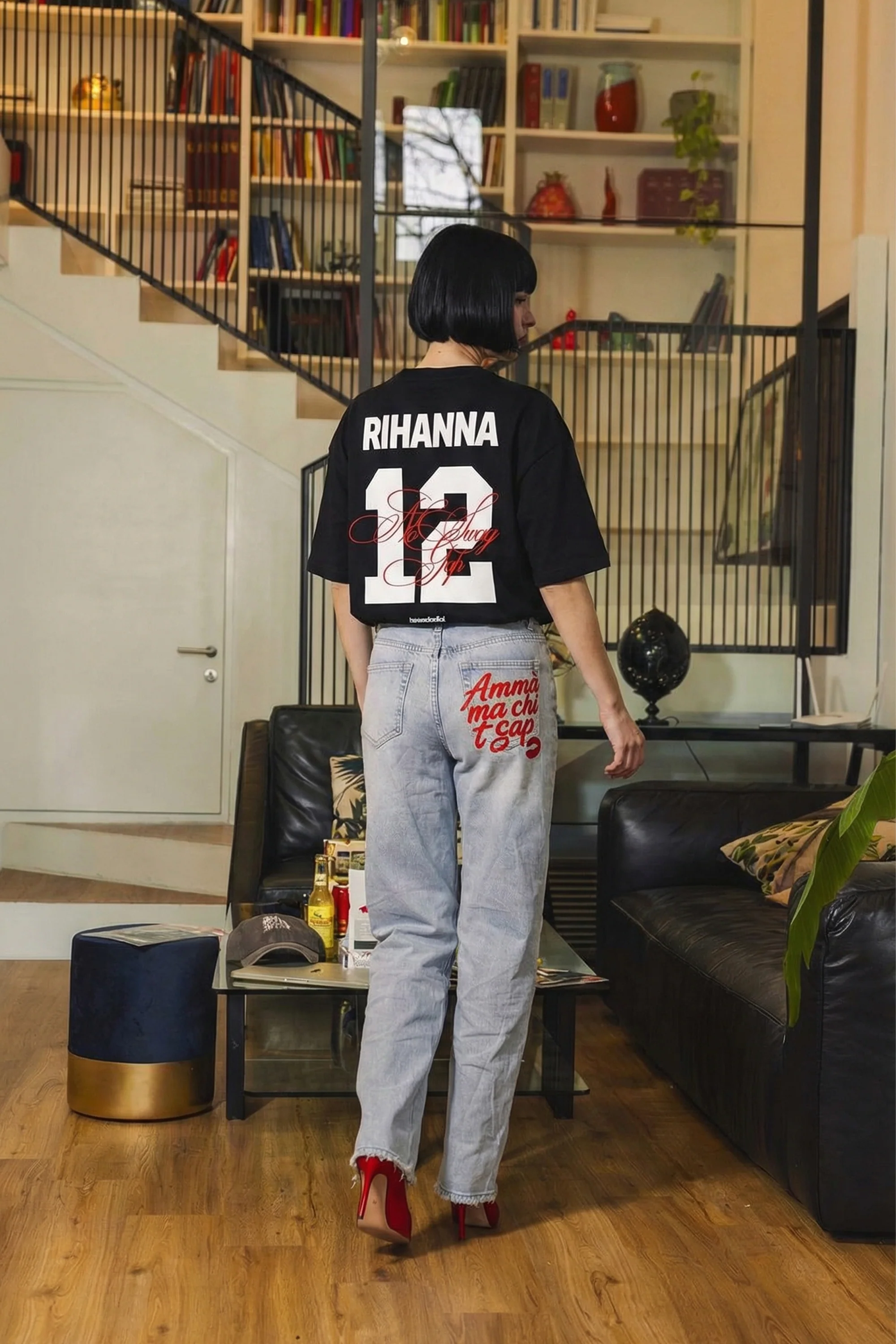 T-Shirt "VALENTINE" Rihanna Black - Image 4