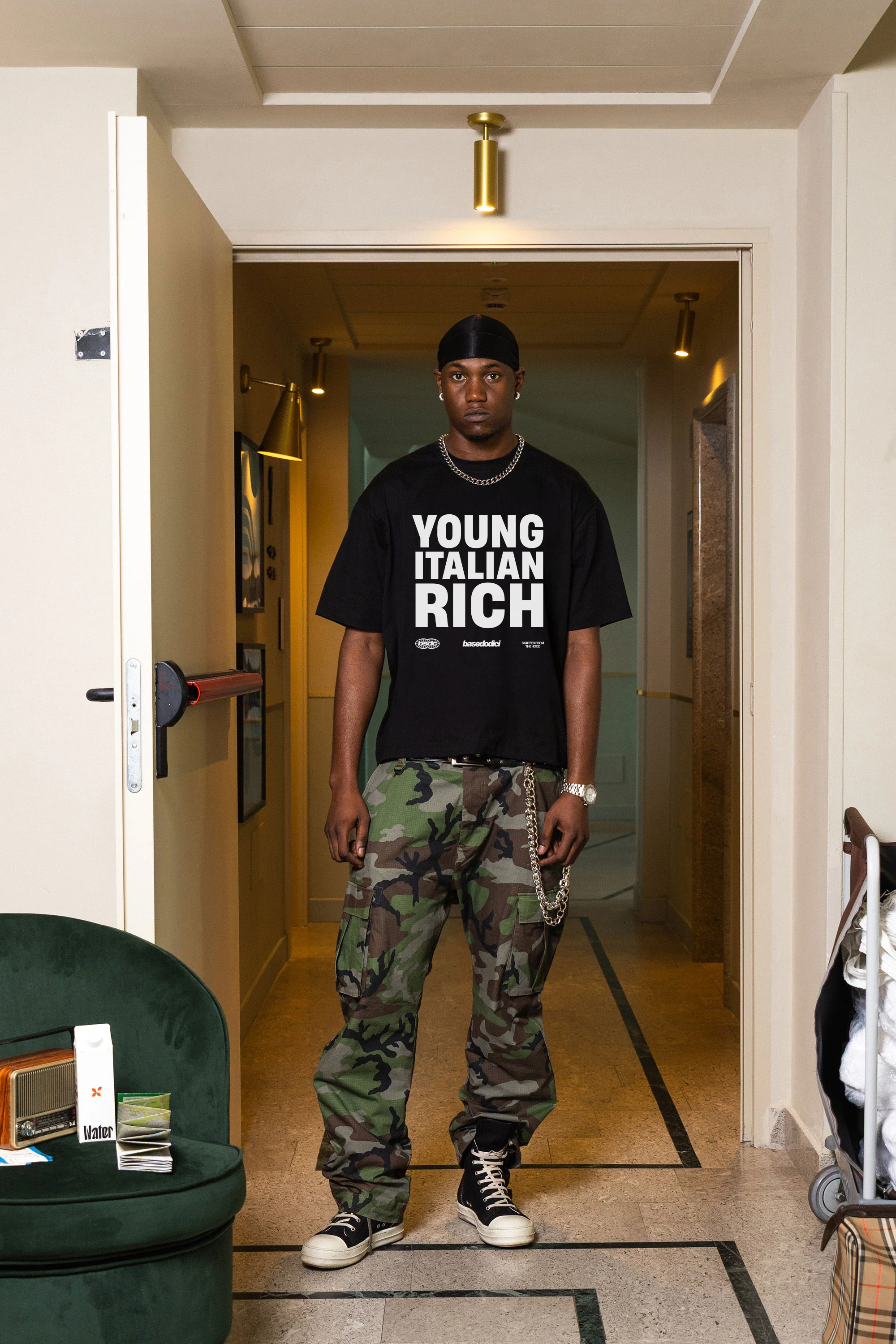 T-Shirt "WORLD TOUR" Italian Rich Black - Image 2